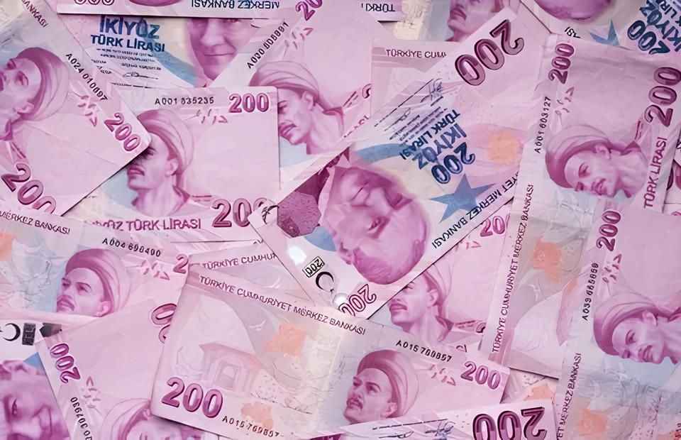 200 TL Bozuk Para Oldu ATM’ler Sürekli Dolduruluyor 200 TL