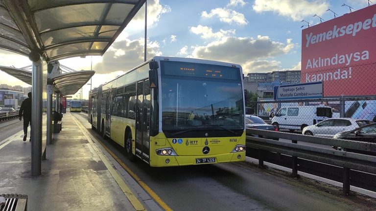 Metrobüs Fiyatları Ne Kadar Oldu? 2025 Metrobüs Fiyatları Metrobüs Fiyatları