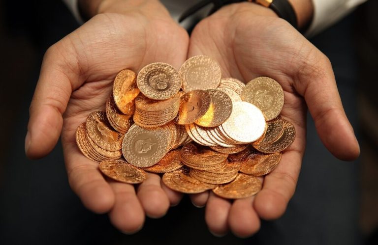 Çeyrek Altın Fiyatları 7000 TL'yi Aştı