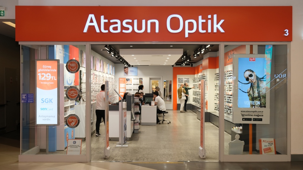 Atasun Optik Kimin?